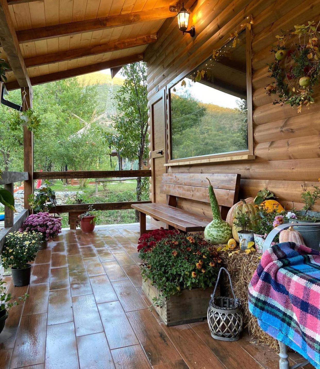 Agora Farmhouse Koman Zewnętrze zdjęcie