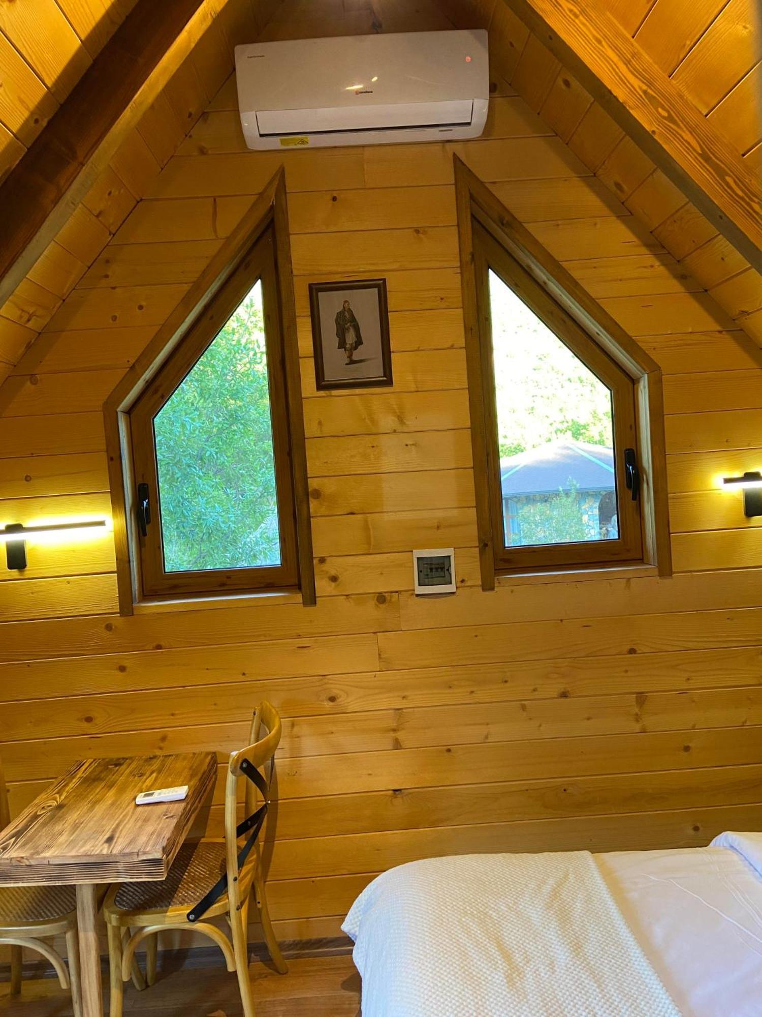 Agora Farmhouse Koman Zewnętrze zdjęcie