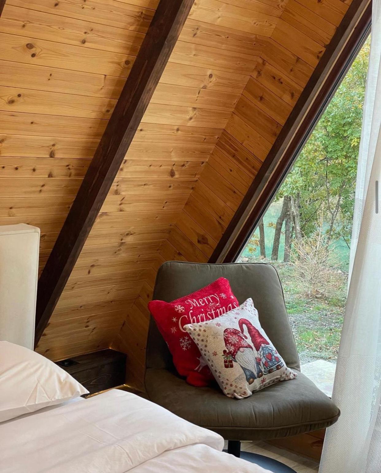 Agora Farmhouse Koman Zewnętrze zdjęcie