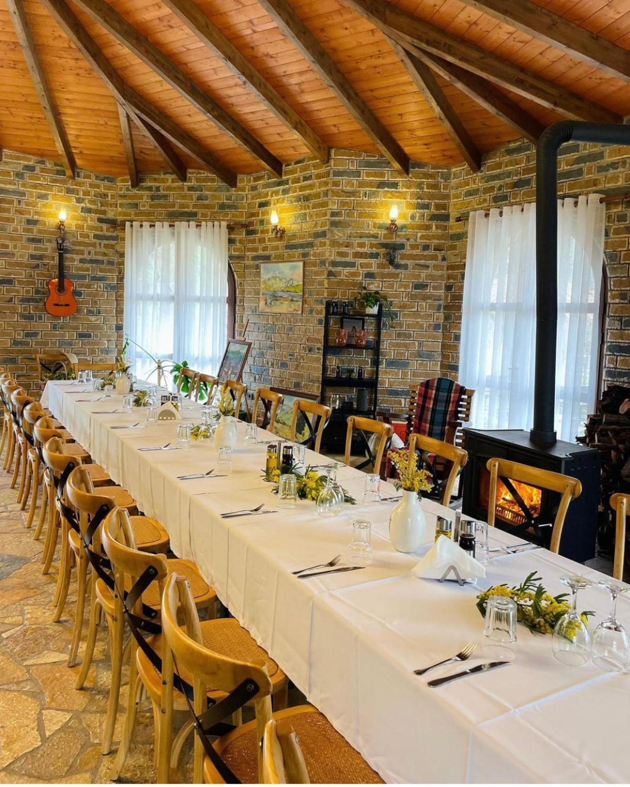 Agora Farmhouse Koman Zewnętrze zdjęcie